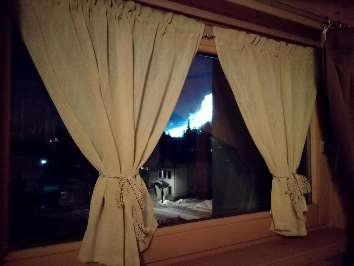 ボルミオCasa Giuliaアパートメント エクステリア 写真